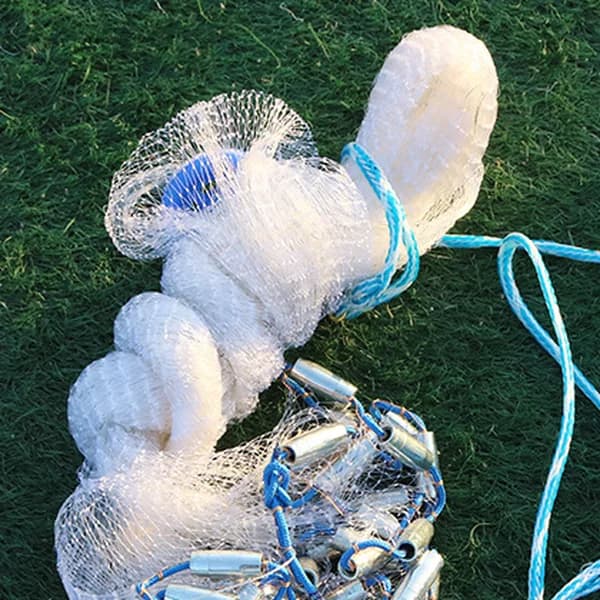 Cast net mesh and rope connection detail
