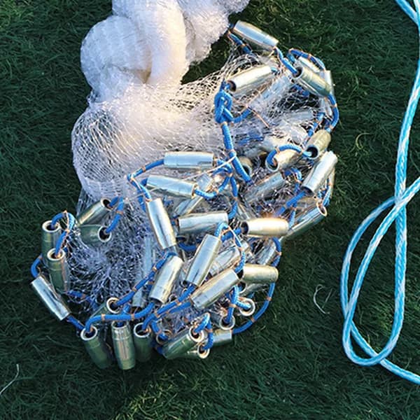 Weighted sinkers around the cast net perimeter